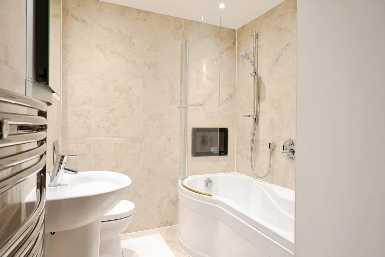 Woodham Place, Woodham, KT15, photo 17