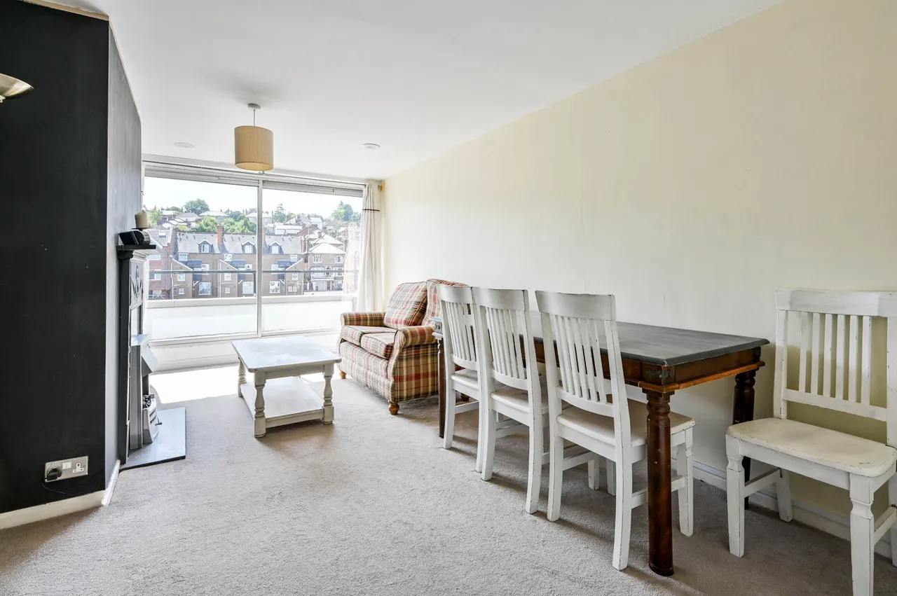 7 Cavendish House, Eastgate Gardens, Guildford, photo 7
