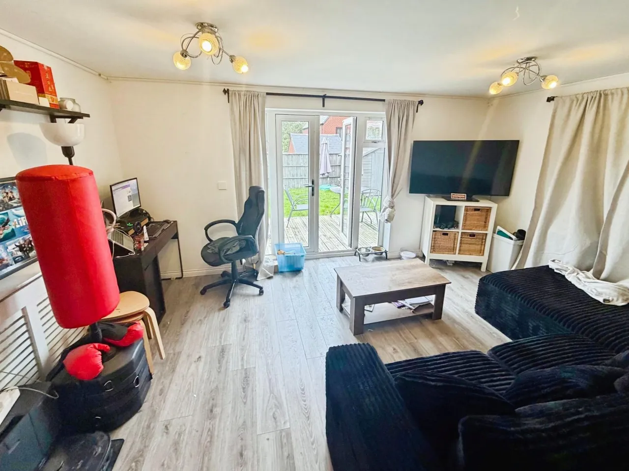 Hendy Avenue, Ketley, TF1, photo 3
