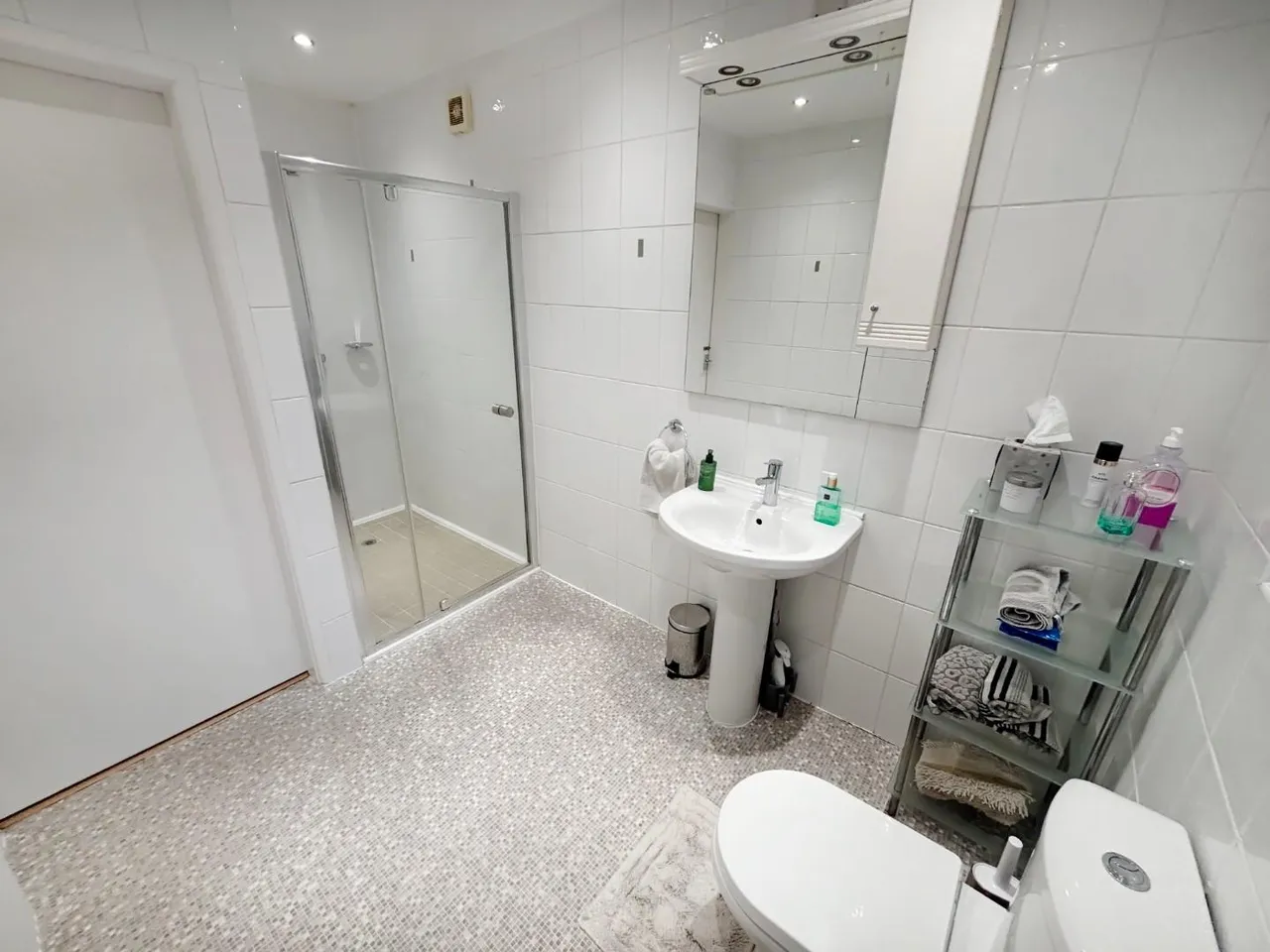 Rhodes Drive, Bury, BL9 8NH, photo 14