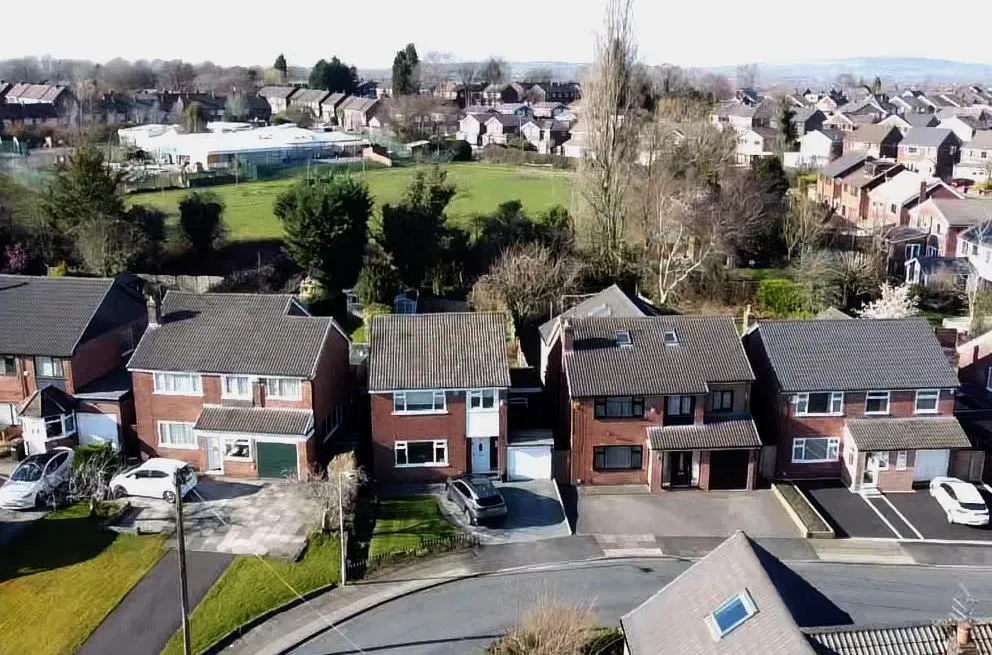 Rhodes Drive, Bury, BL9 8NH, photo 26