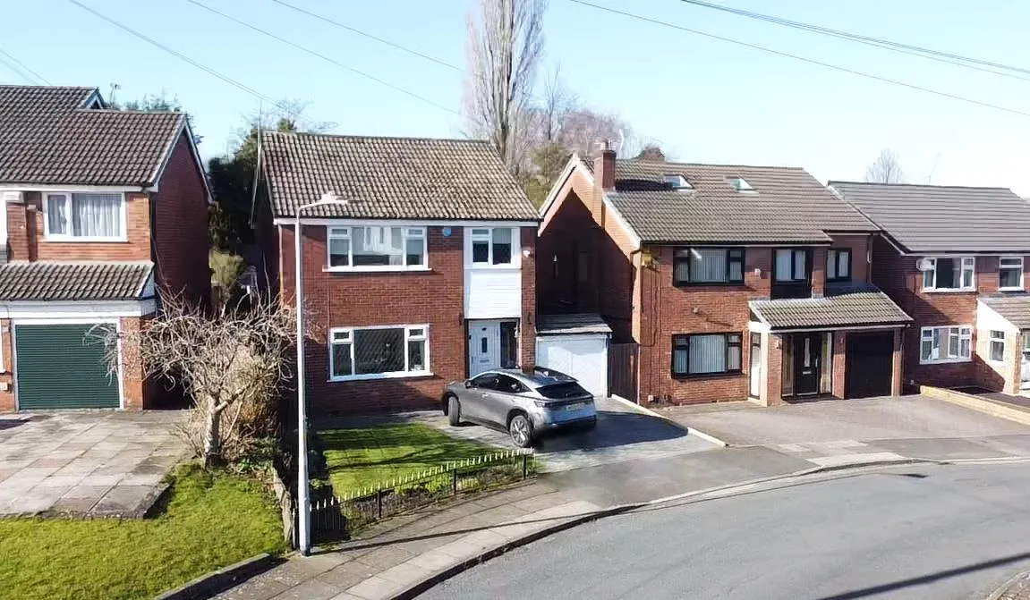 Rhodes Drive, Bury, BL9 8NH, photo 24