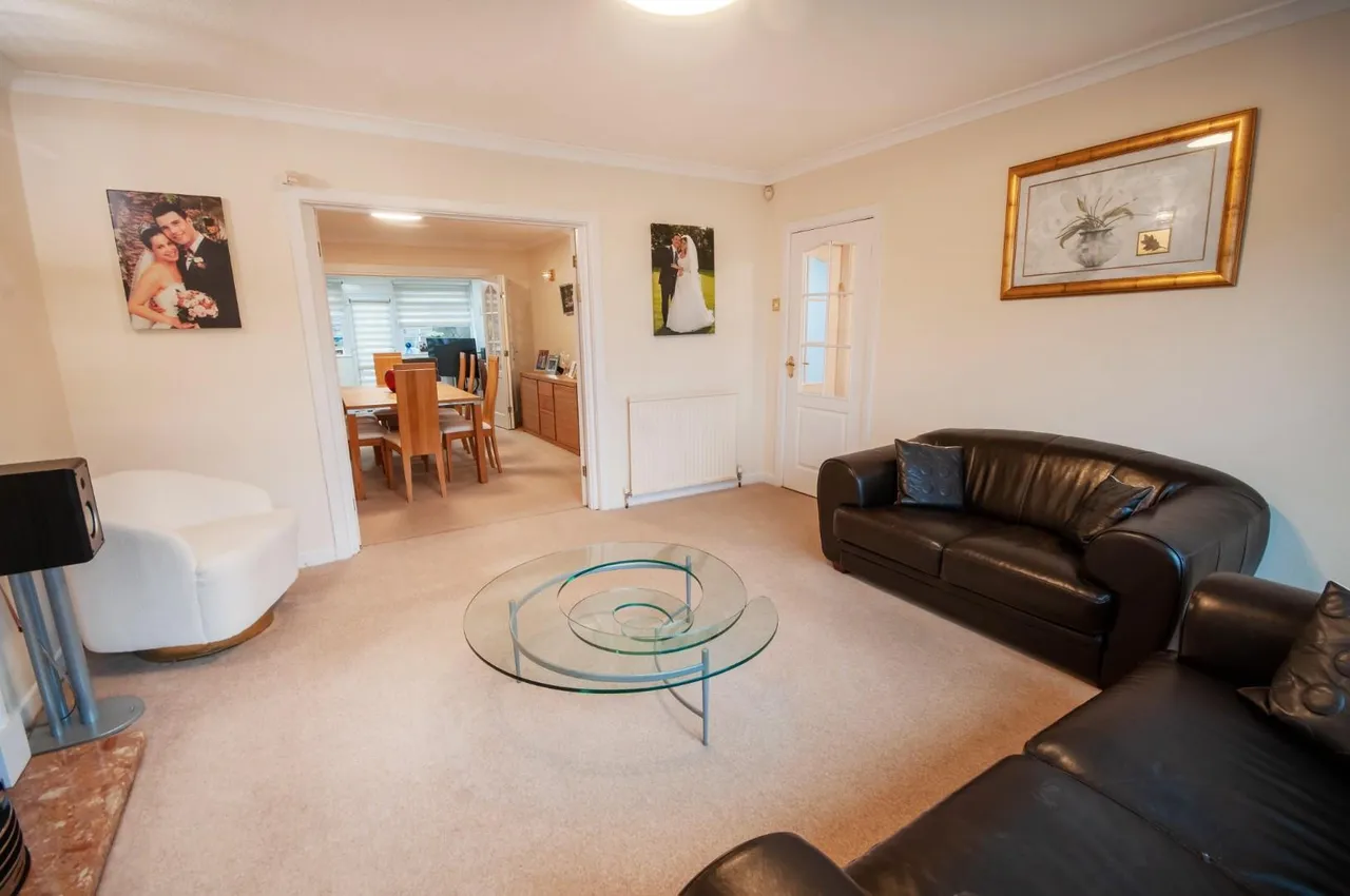 Rhodes Drive, Bury, BL9 8NH, photo 5