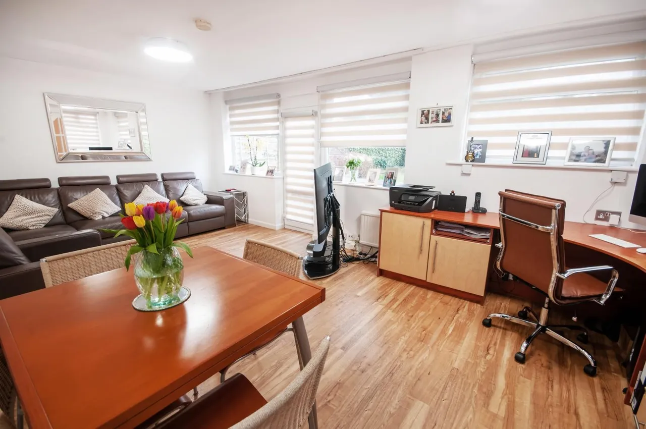 Rhodes Drive, Bury, BL9 8NH, photo 10