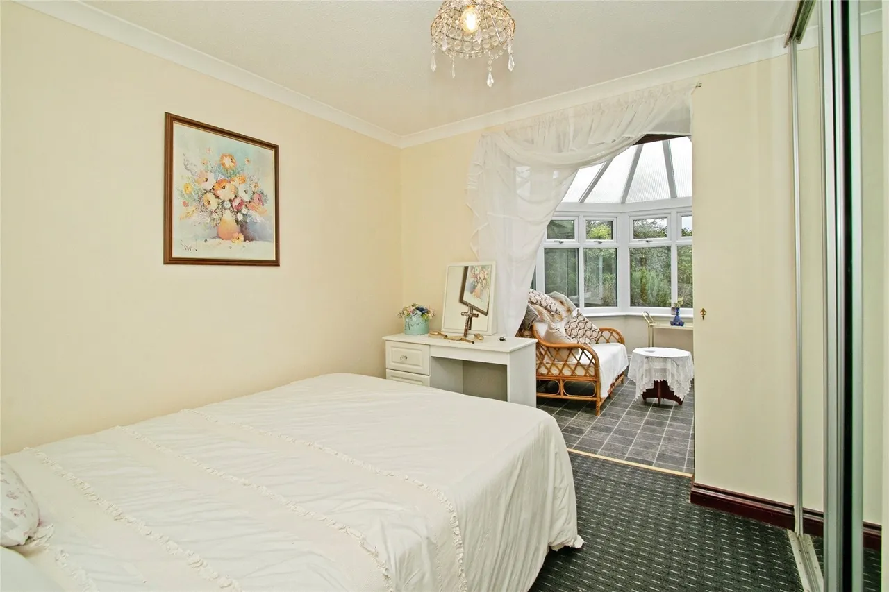 Glendale Crescent, Mount Hawke, TR4, photo 11