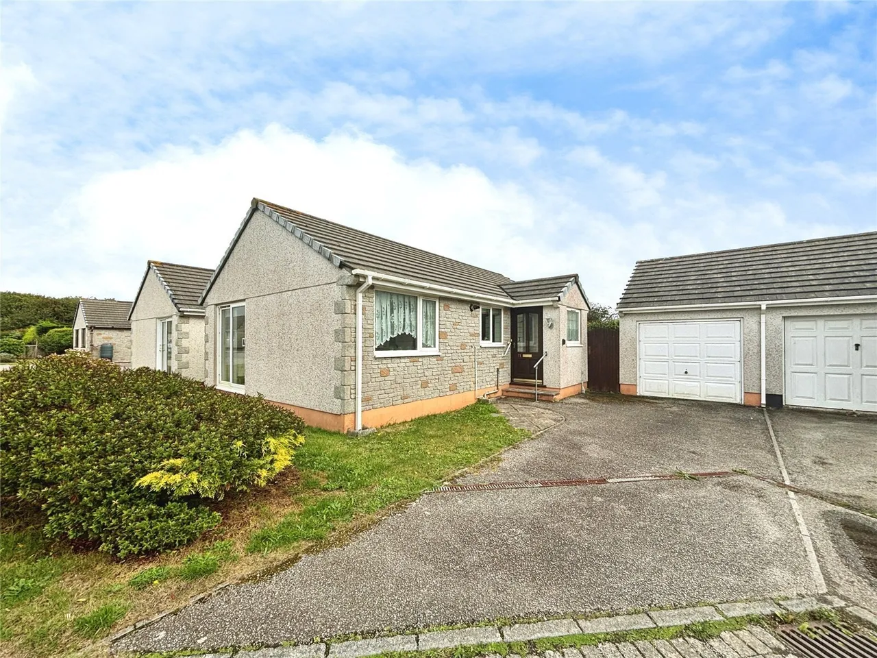 2 bed house for sale, Glendale Crescent, Mount Hawke, TR4