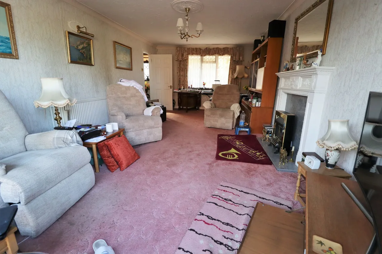Bull Lane, Rayleigh, Essex, SS6 8LY, photo 4