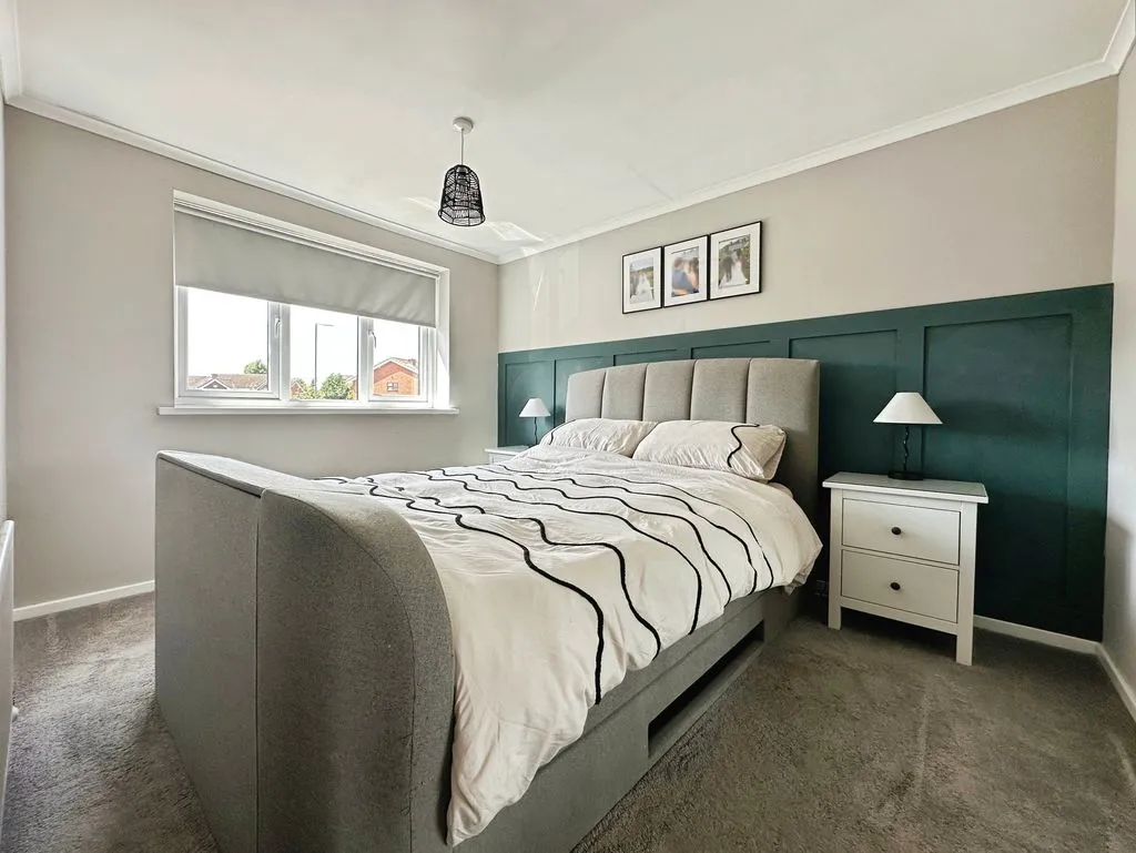 The Parkway, Shelfield, WS4, photo 9