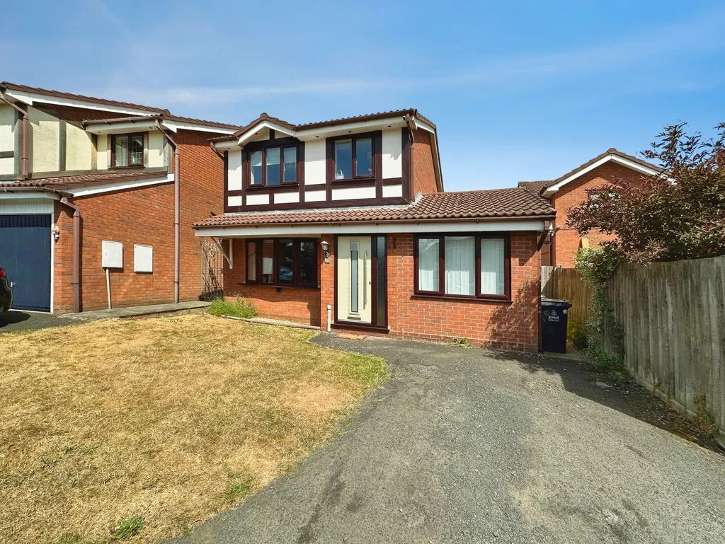 The Parkway, Shelfield, WS4, photo 16