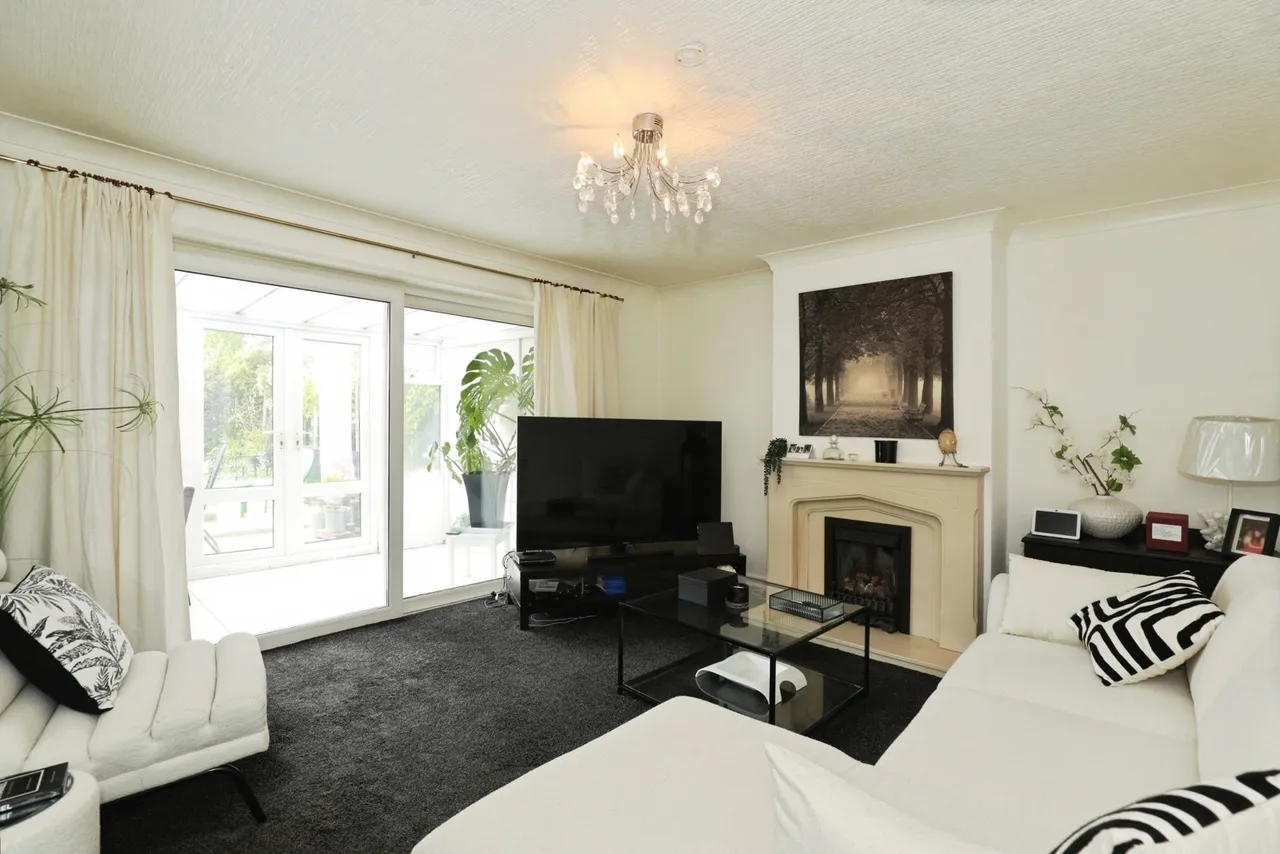 Primrose Hill, CREWE, Cheshire, CW2, photo 5