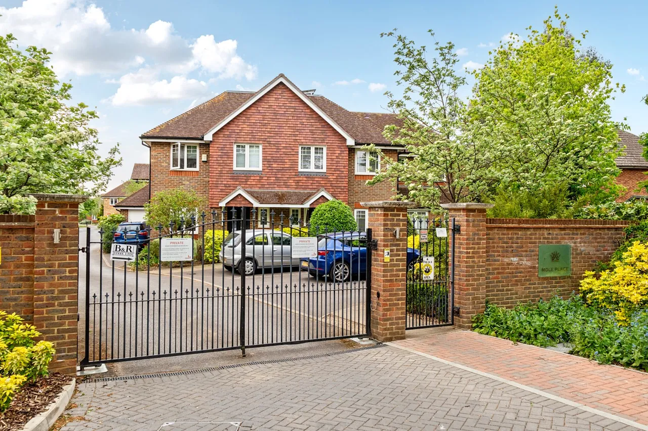 Mole Place, West Molesey, KT8, photo 14