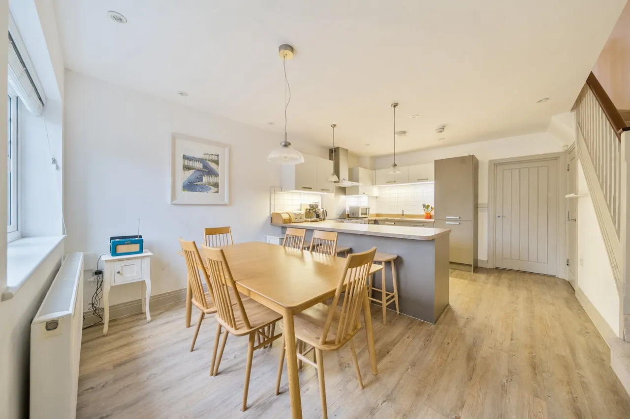 Mole Place, West Molesey, KT8, photo 5