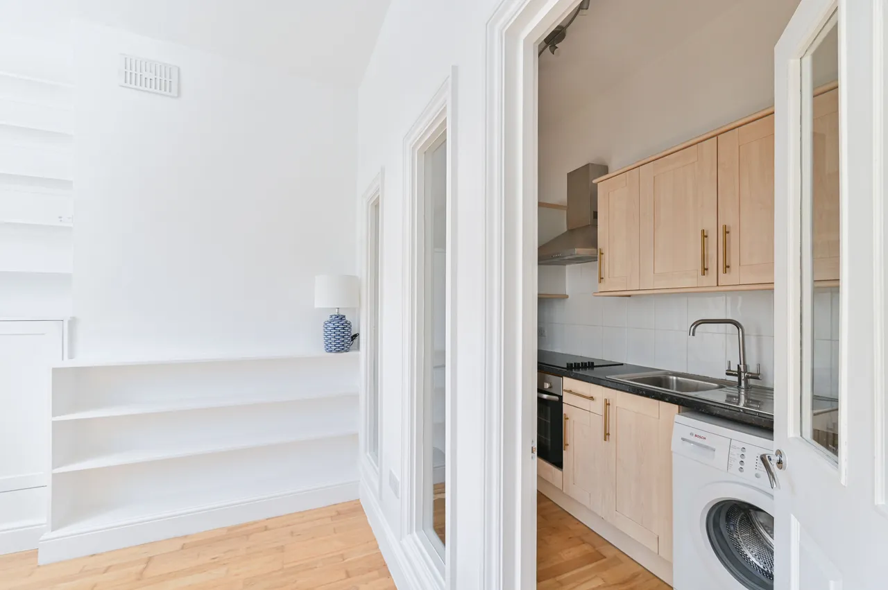 Flat 1, 27 Craster Road, London, photo 5