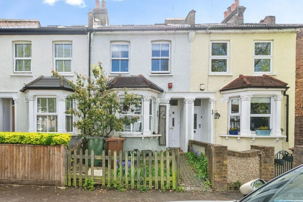 4 bed house for sale, Mellows Road, Wallington, SM6