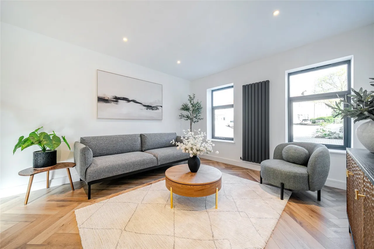 Blackfen Road, Sidcup, Kent, DA15, photo 8
