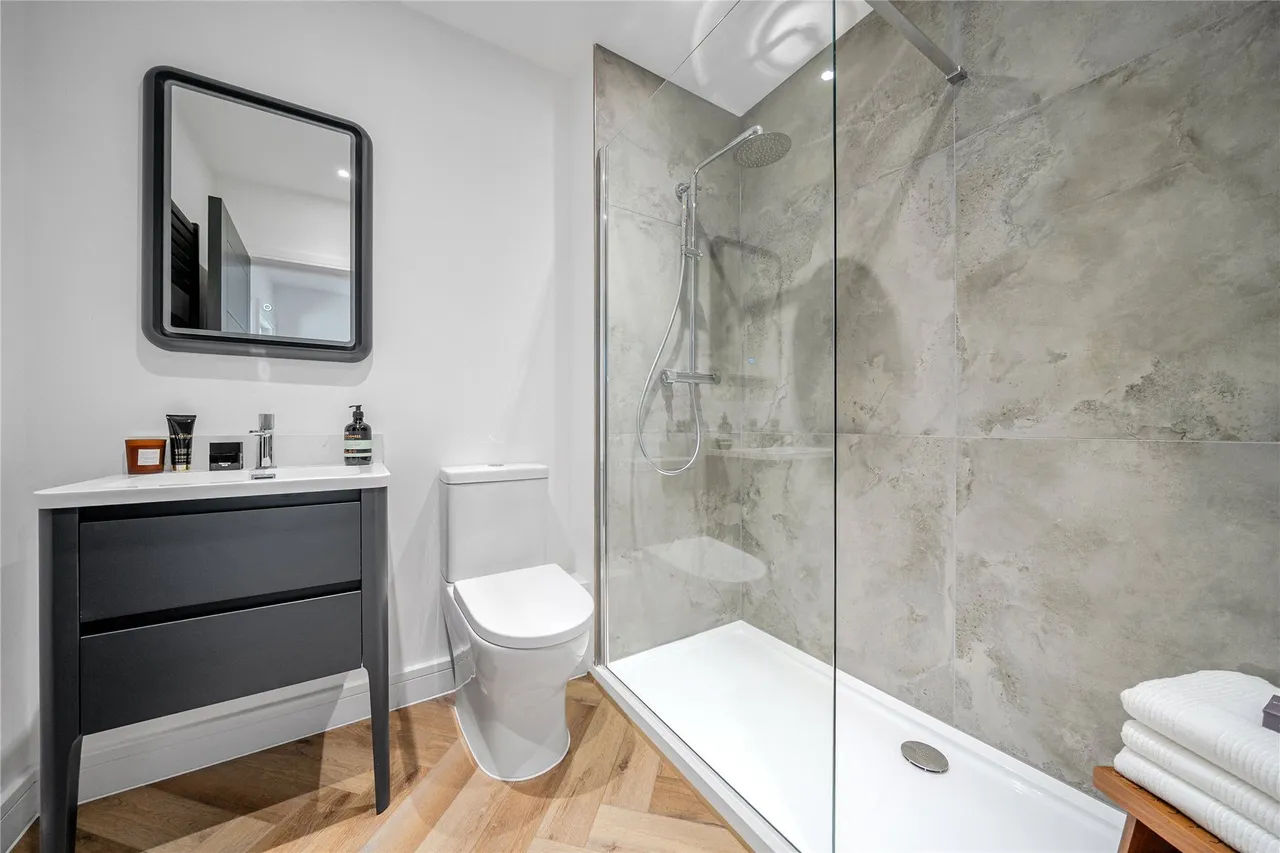 Blackfen Road, Sidcup, Kent, DA15, photo 5