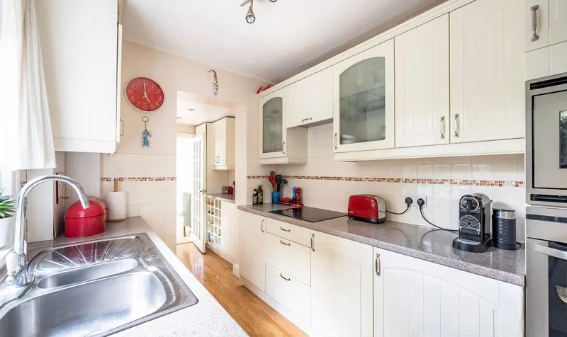Upper Court Road, Epsom, KT19, photo 6