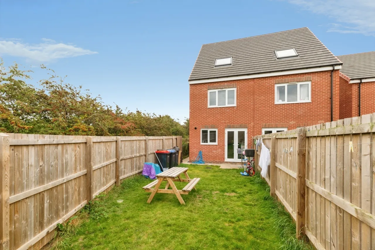 Moseley Close, MIDDLESBROUGH, Cleveland, TS8, photo 6