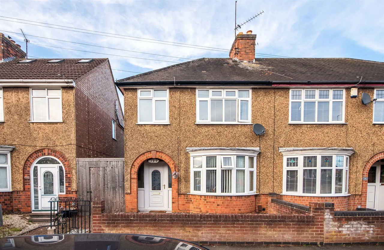 3 bed house for sale, Dunkirk Avenue, Kettering, NN14