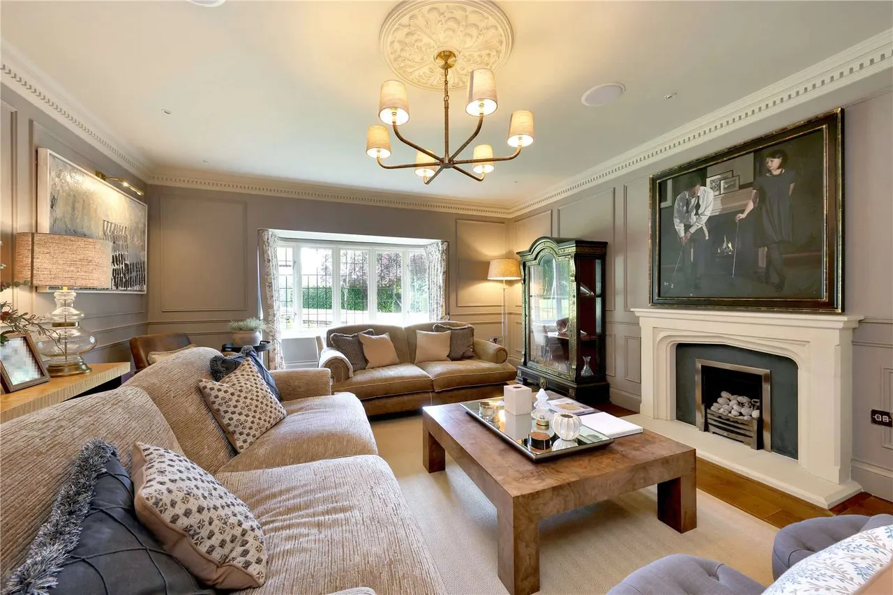 Grimms Hill, Great Missenden, Buckinghamshire, HP16 9BG, photo 9