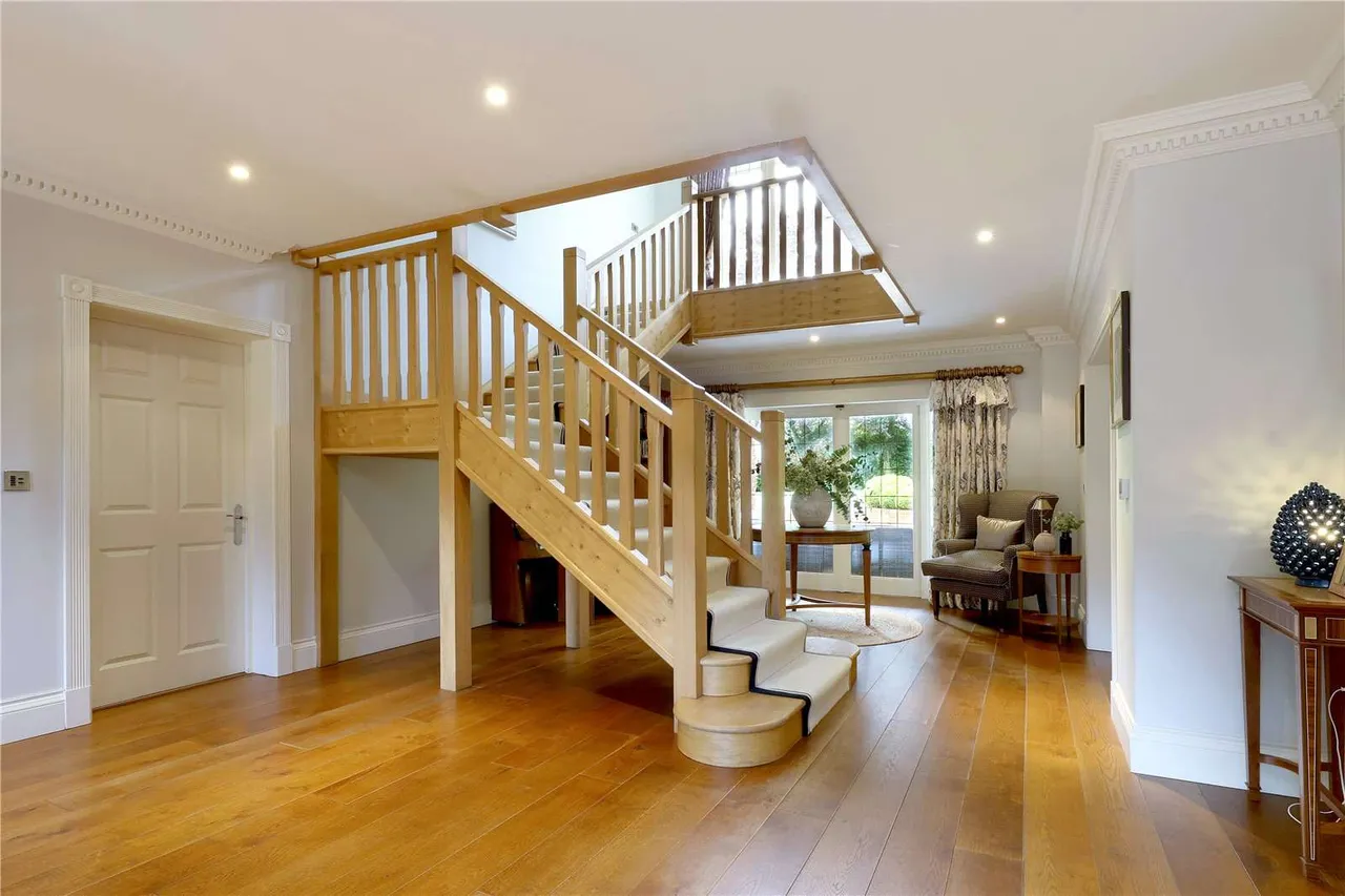 Grimms Hill, Great Missenden, Buckinghamshire, HP16 9BG, photo 8