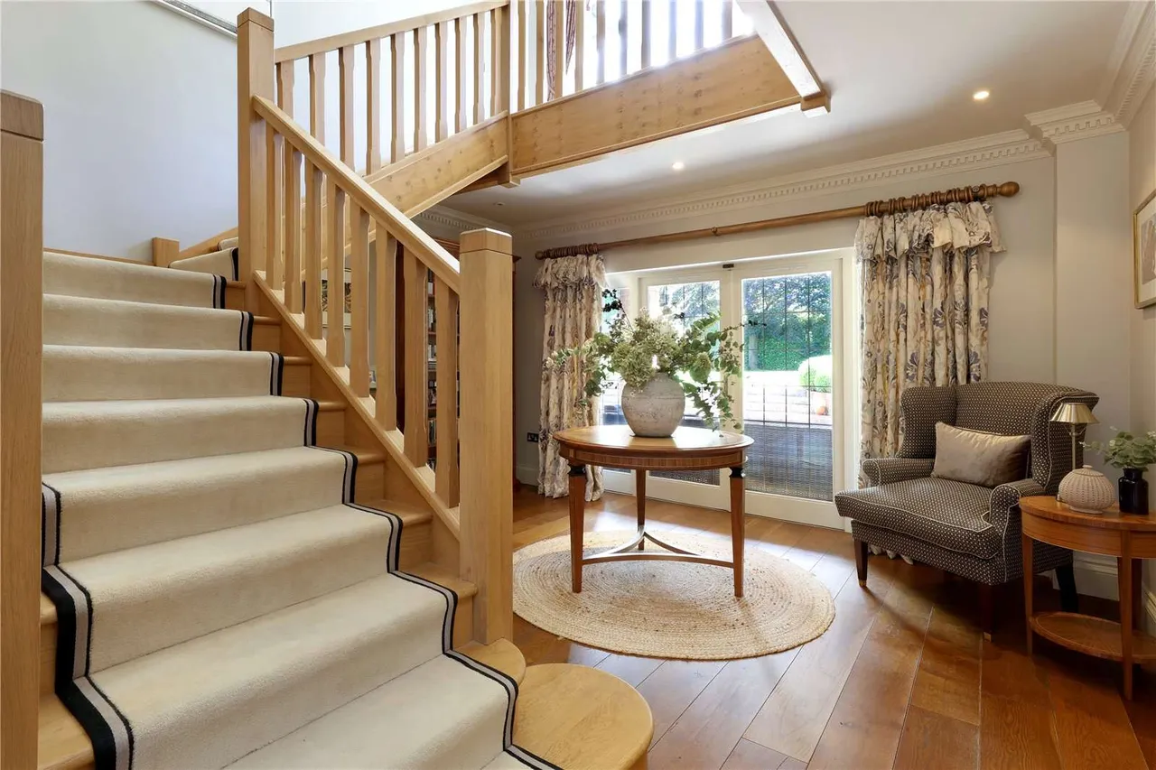 Grimms Hill, Great Missenden, Buckinghamshire, HP16 9BG, photo 7