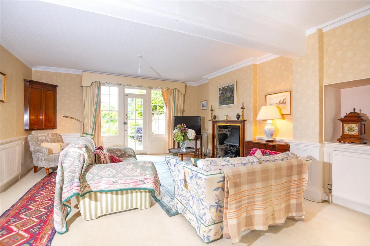 Llanrug, Caernarfon, LL55, photo 2