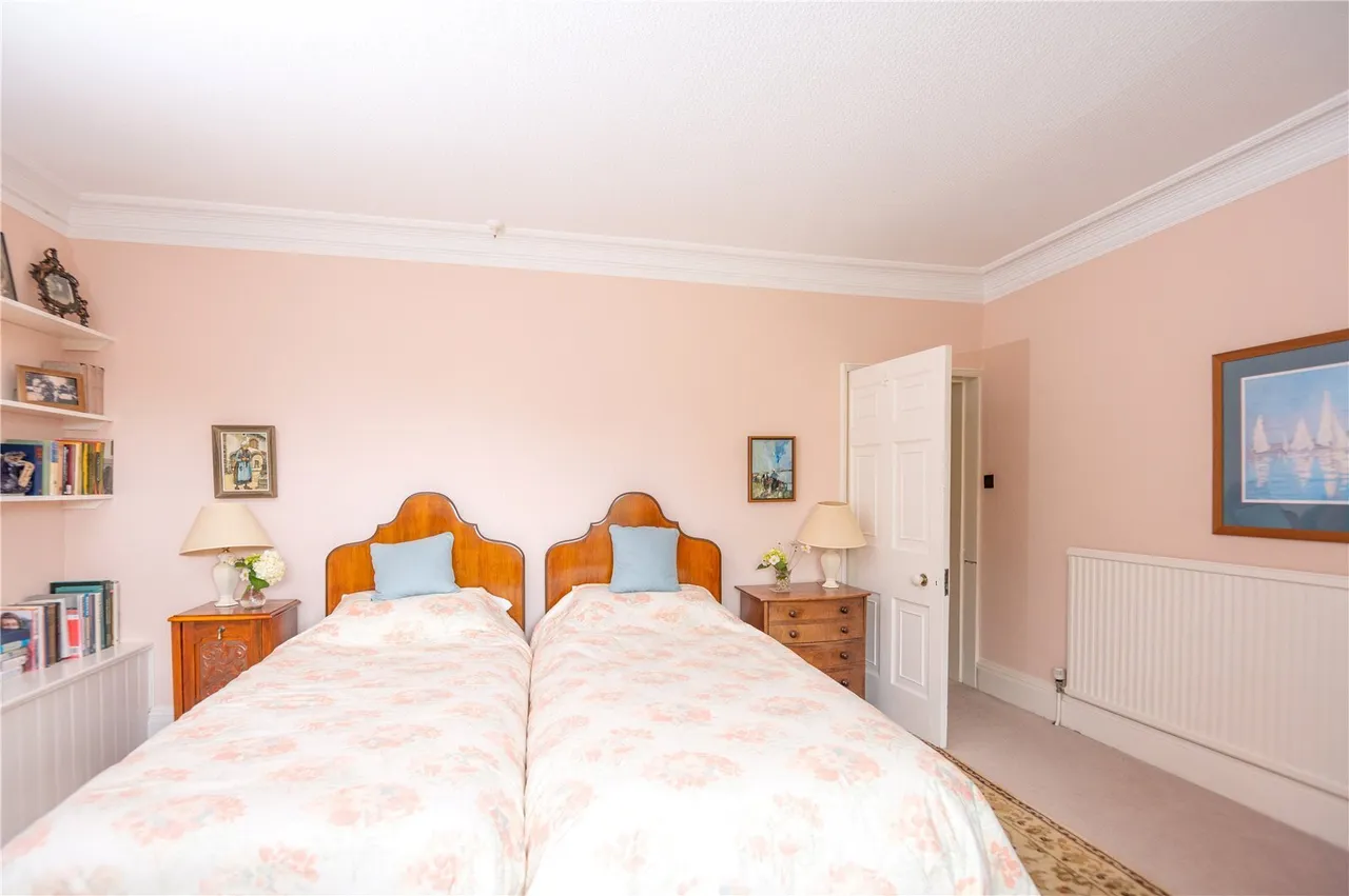 Llanrug, Caernarfon, LL55, photo 23