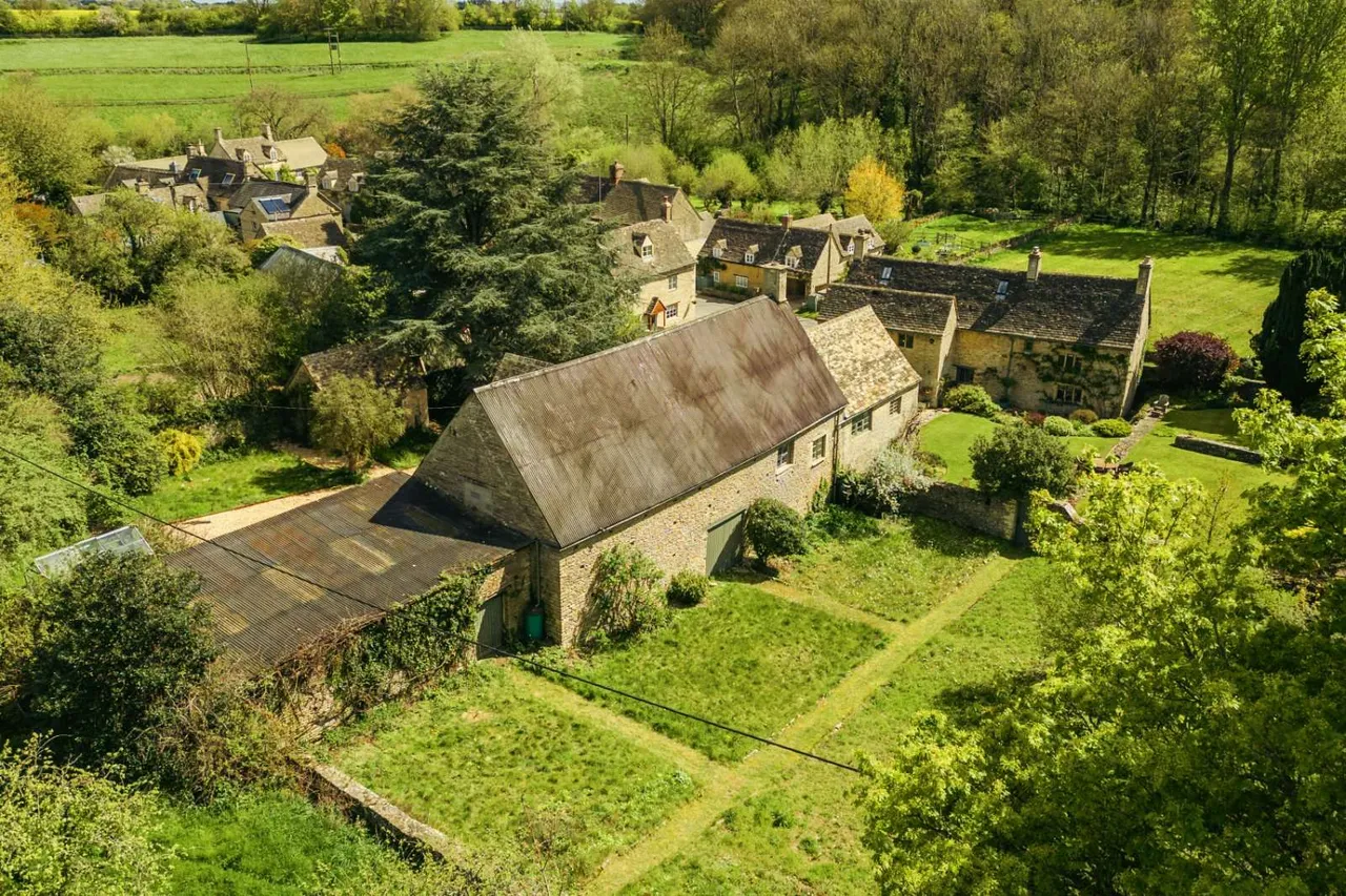Shilton, Burford, OX18, photo 29