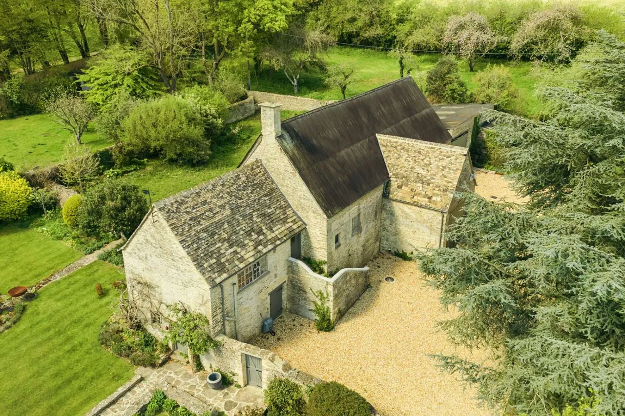 Shilton, Burford, OX18, photo 3