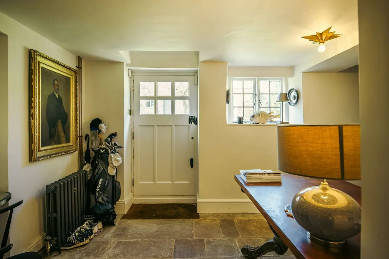 Shilton, Burford, OX18, photo 10