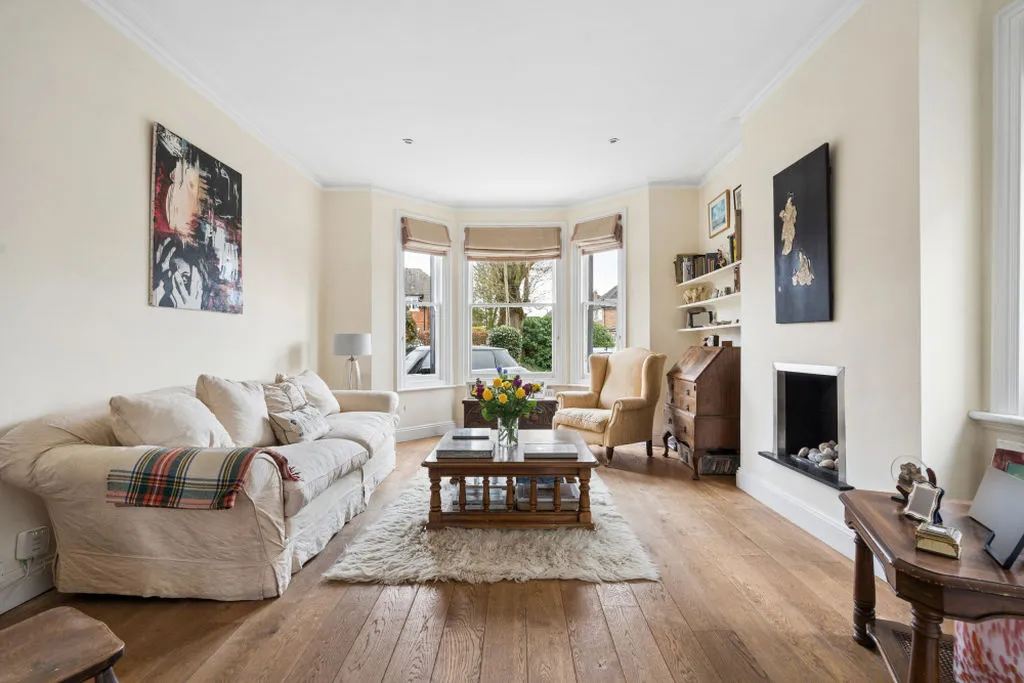 Wharf Lane, Bourne End SL8 5RU, photo 5