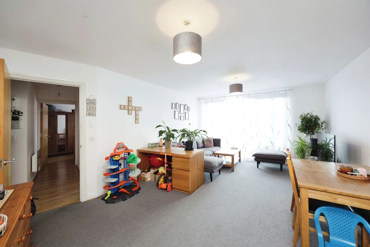 Loates Lane, Watford, photo 9