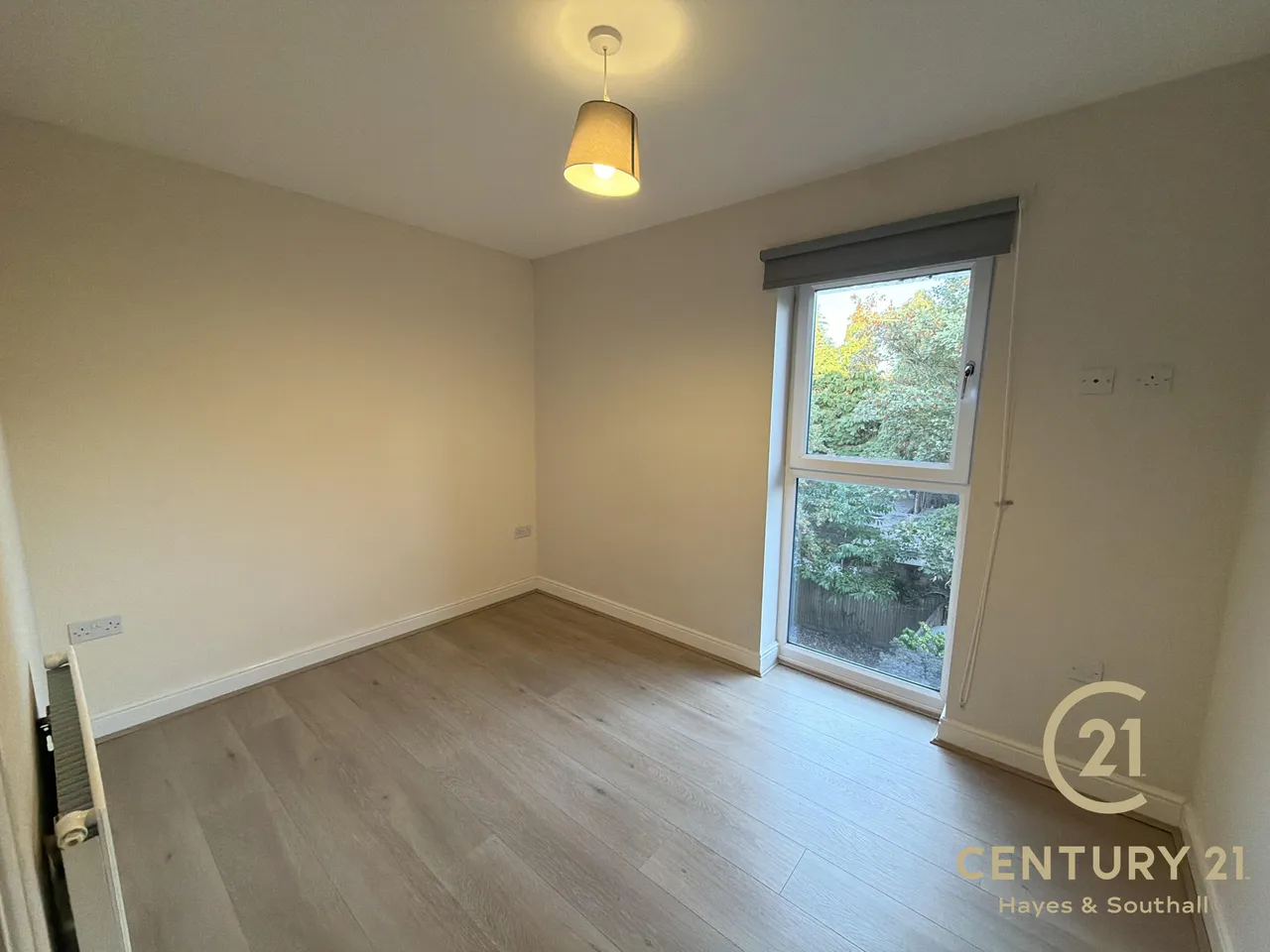 Otter Way, UB7, photo 6