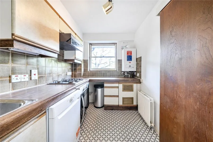 Paveley Drive, London, SW11, photo 6