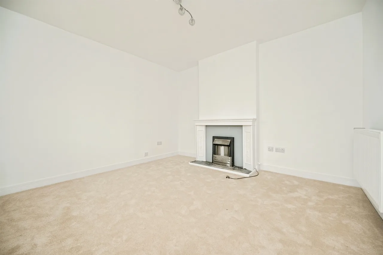 Bell Street, Pensnett, DY5, photo 5