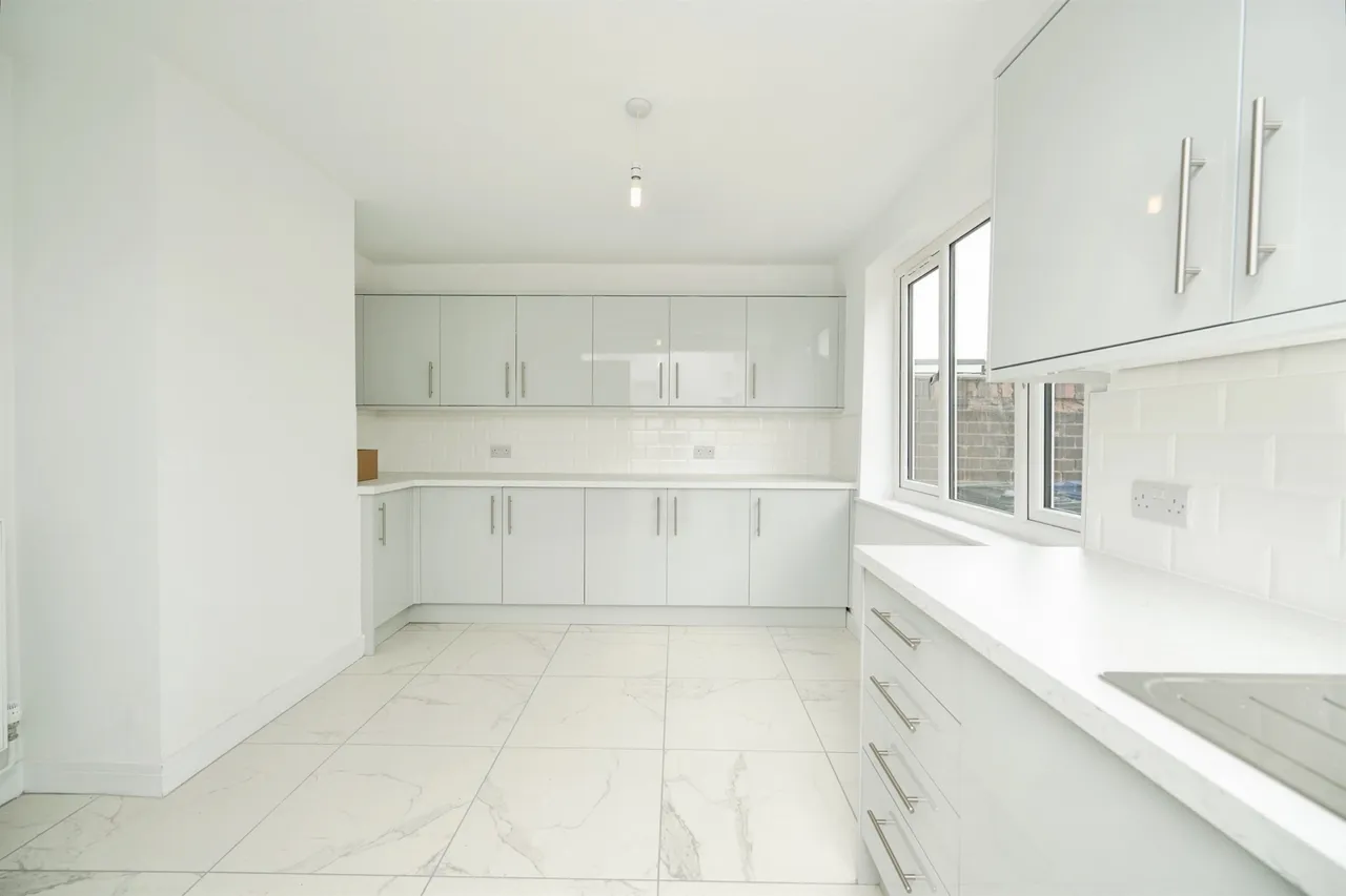 Bell Street, Pensnett, DY5, photo 3