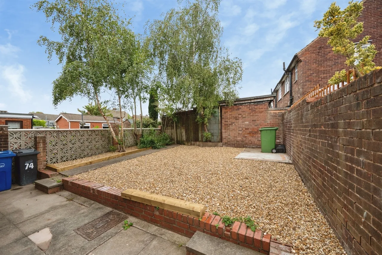 Bell Street, Pensnett, DY5, photo 4