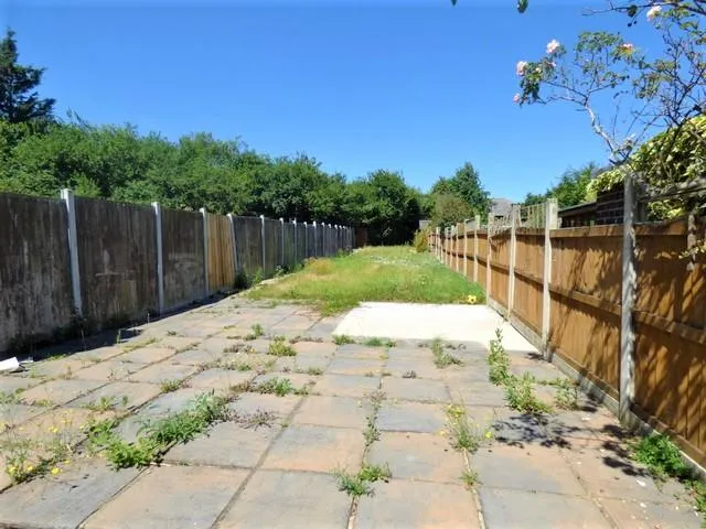 Chelmer Road, extra storage room, CM2, photo 7