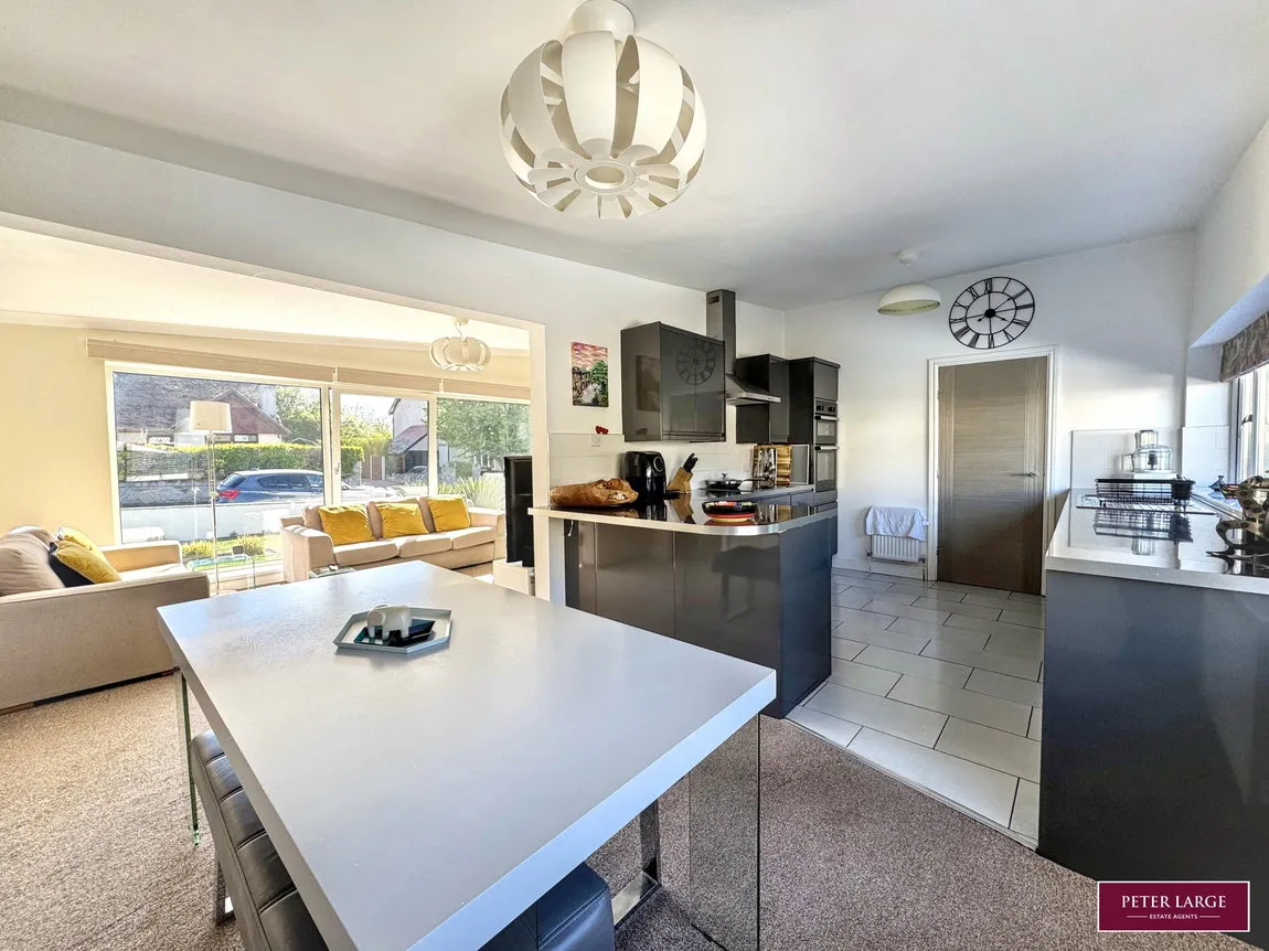 Tudor Avenue, Prestatyn, Denbighshire, LL19 9HN, photo 4