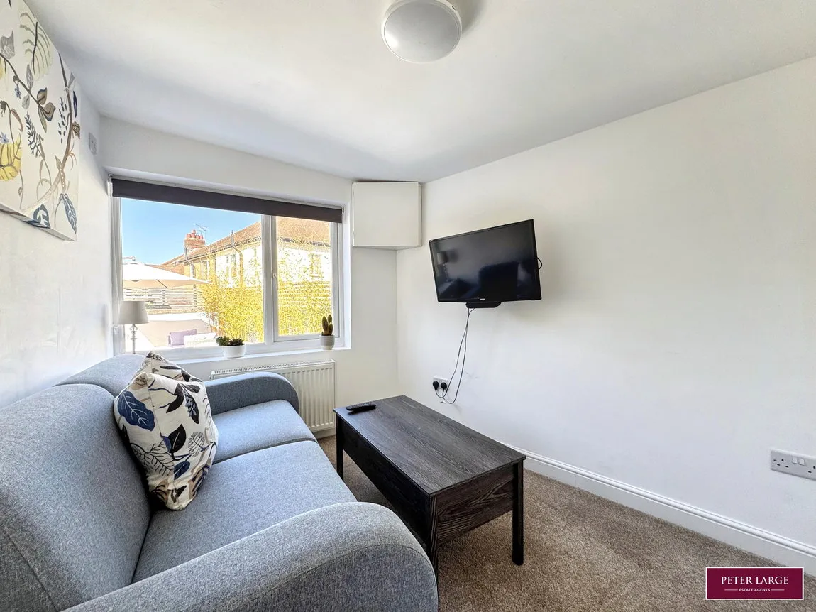 Tudor Avenue, Prestatyn, Denbighshire, LL19 9HN, photo 9