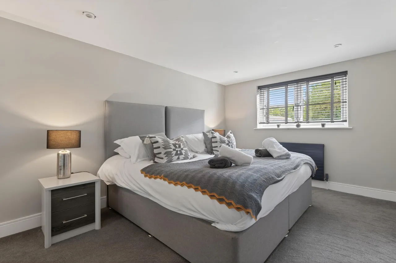 Duddingston Row, Edinburgh, EH15, photo 27