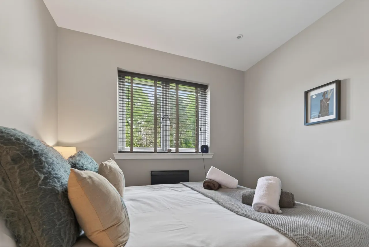 Duddingston Row, Edinburgh, EH15, photo 31