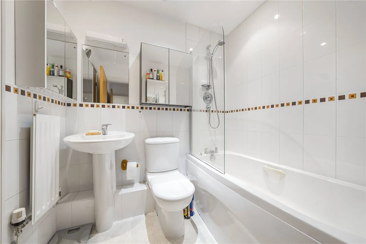 Twickenham Road, Old Isleworth, TW7, photo 10