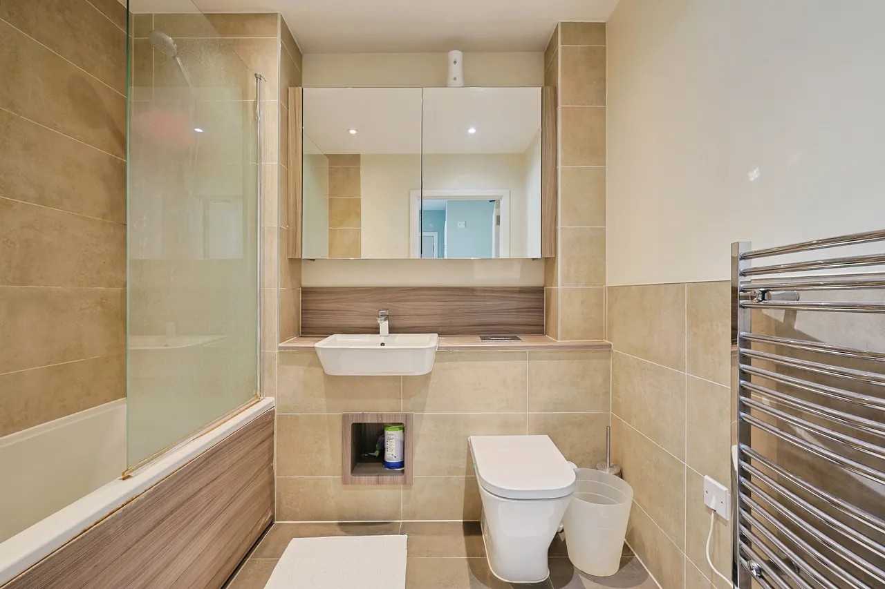 Rosenburg Road, London, W3, photo 12