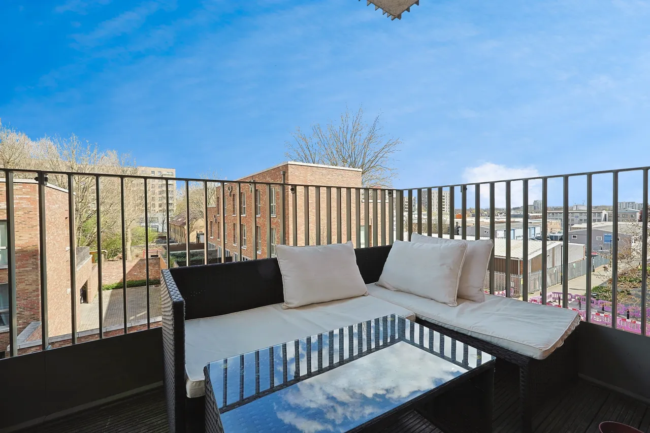 Rosenburg Road, London, W3, photo 14