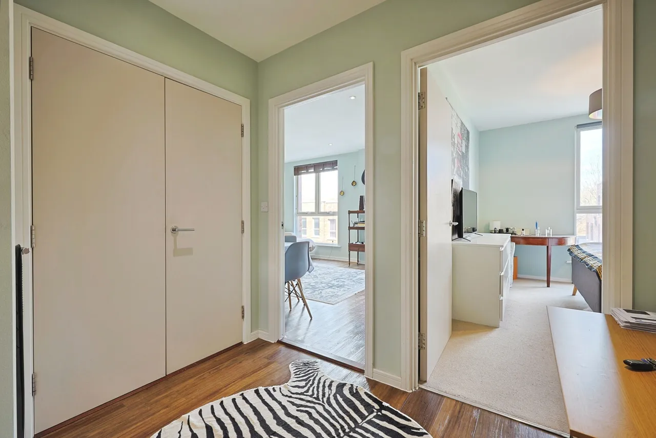 Rosenburg Road, London, W3, photo 13
