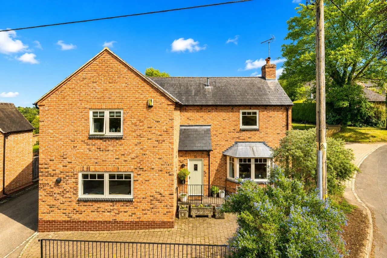 5 bed house for sale, Church Hill, Hollowell, NN6