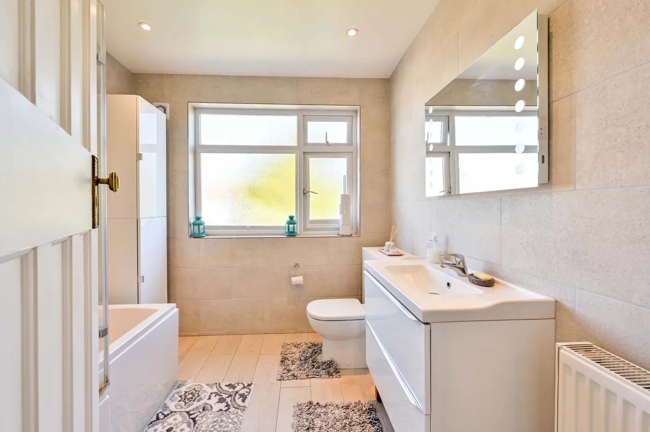 48 Westway, London, photo 10