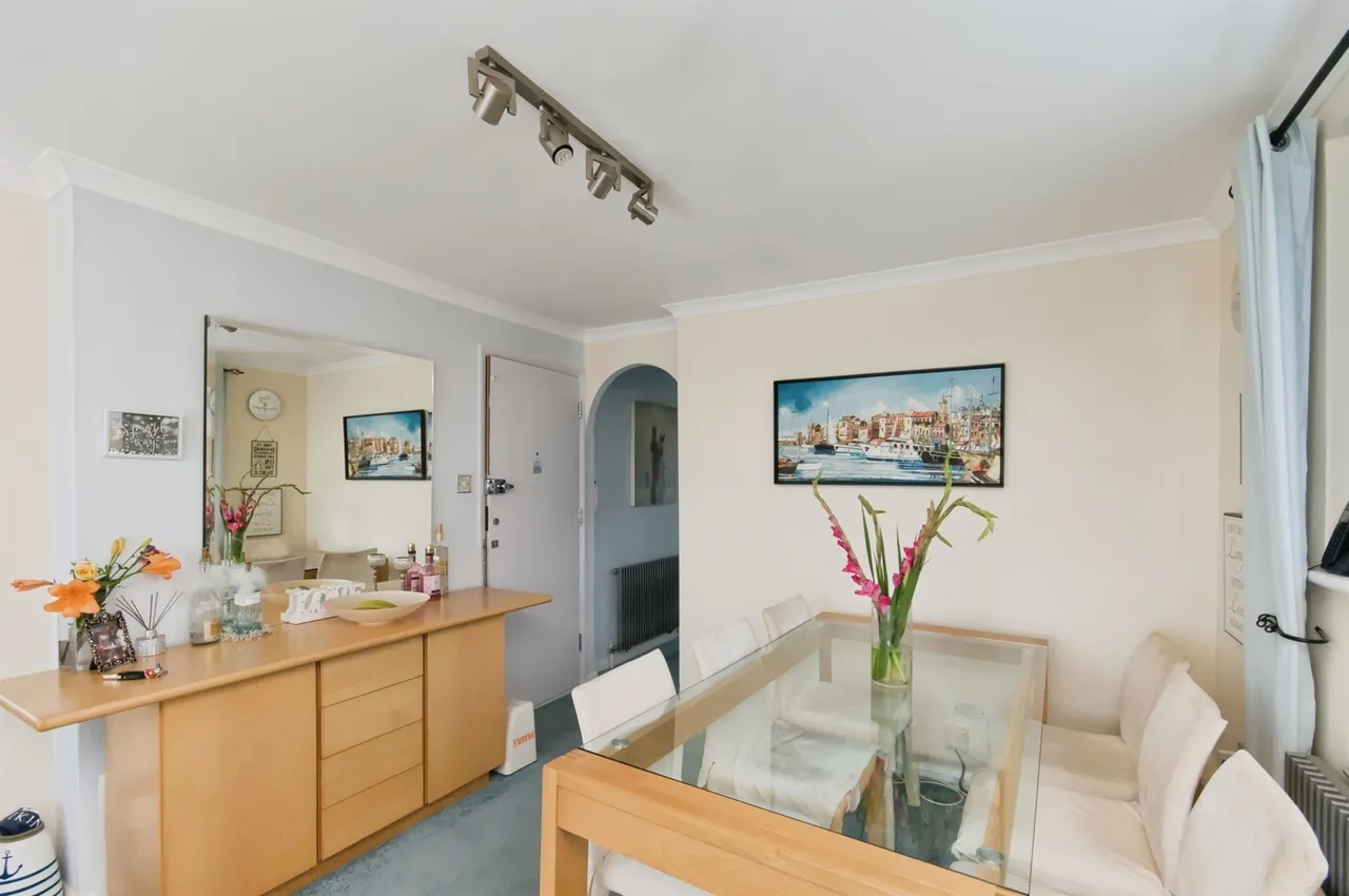 Clifford Road, Bexhill-On-Sea, TN40, photo 13